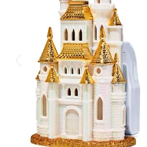 Bath & Body Works Gold and White Castle Nightlight